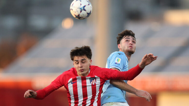 Barcelona in talks to sign Atlético Madrid youngster