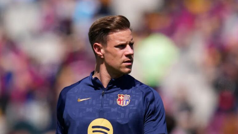 Former Spain goalkeeper Marc-André ter Stegen lashes out over Barcelona standoff